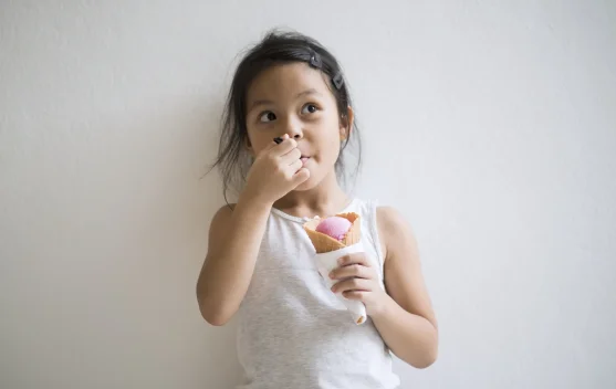 Benarkah Es Krim Bisa Bantu Turunkan Demam pada Anak? Ini Faktanya!