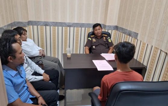 Polsek Ternate Utara Limpahkan Tersangka Pembunuhan ke Kejaksaan