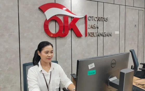 OJK Terbitkan Aturan Financial Influencer, Perkuat Perlindungan Konsumen