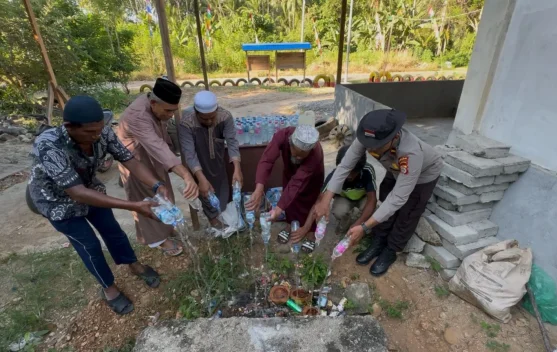 Polsek Taliabu Utara Musnahkan Barang Miras Jenis Captikus