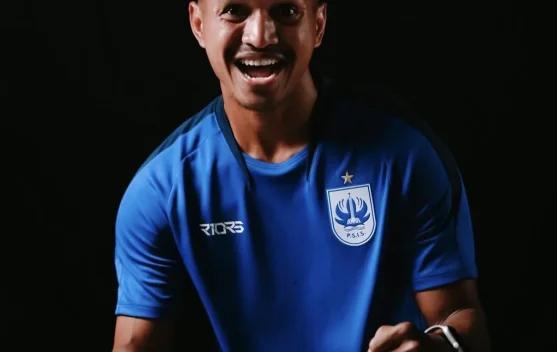 Abduh Lestaluhu Resmi Berseragam PSIS Semarang untuk Musim 2026/2027