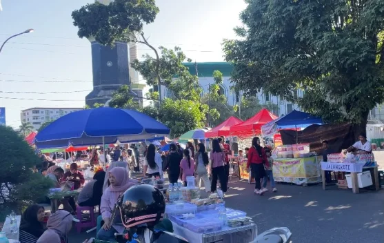 Antusiasme Serta Keluhan Pengunjung Mewarnai Gelaran Pasar Akhir Pekan
