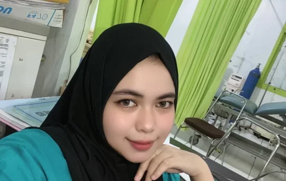 Diterjang Ombak, Bidan Muda Ini Jadi Penyelamat Ibu dan Bayi di KM Cantika Lestari 99