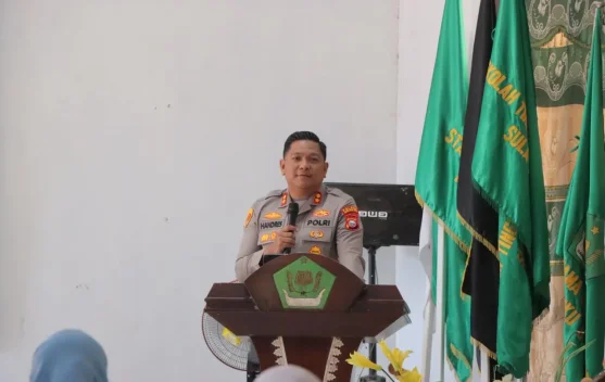 Kapolres Sula Ingatkan Mahasiswa STAI Babussalam Waspada Ancaman Ruang Digital