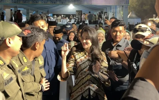 Gubernur Malut Sherly Tjoanda Curi Perhatian di MTQ Nasional