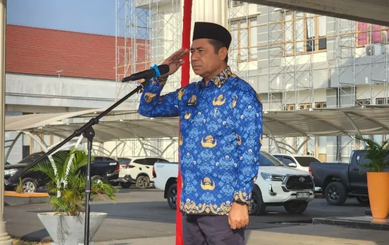 Bupati Haltim Apresiasi Kinerja Damkar dalam Penanganan Karhutla