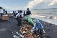 RRI Fest 2026 Diawali Aksi Bersih-Bersih Pantai Kastela