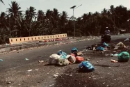 Warga Keluhkan Sampah Berserakan di Jalan Sofifi, DLH Malut Buka Suara