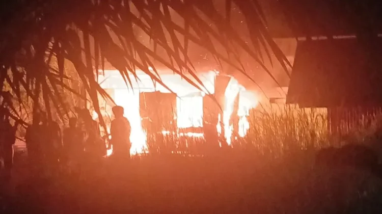 Korsleting Listrik, Rumah Warga Buol Ludes Terbakar