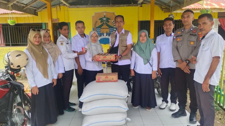 Dinsos Buol Salurkan Bantuan Logistik Korban Banjir dan Kebakaran