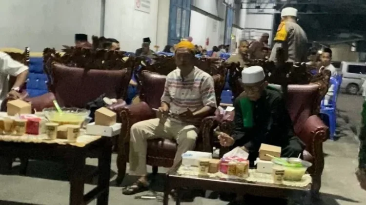 Buka Bersama PT Surya Setia Sejahtera ( Wings) Tolitoli