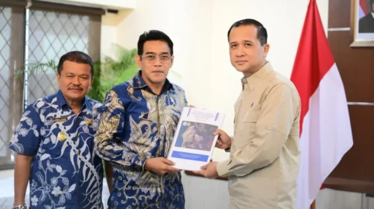 Kementrans Dorong Produktivitas Durian Parigi Moutong Tarik Investor