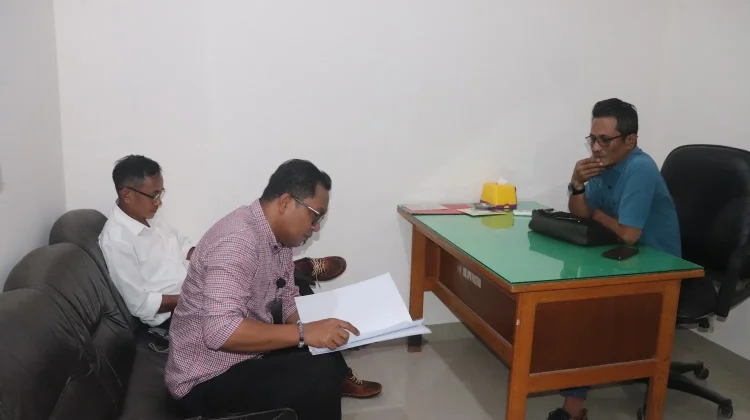 Sinergi Pengawasan, Bawaslu Tolitoli Bahas PDPB Bersama KPU