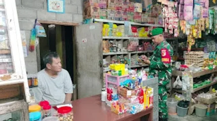 Babinsa Koramil 11/Galang Pantau Harga Sembako Warga