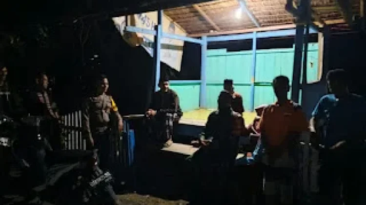 Patroli Malam Kodim 1305/BT Perkuat Keamanan Warga