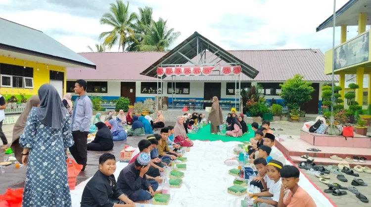 Buka Puasa Bersama SDN 10 Tolitoli Pererat Kebersamaan Siswa