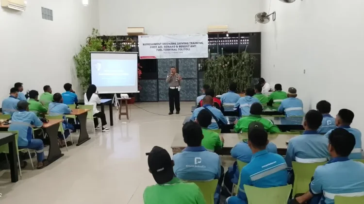 Pelatihan Safety Riding Sopir Tangki BBM Tolitoli