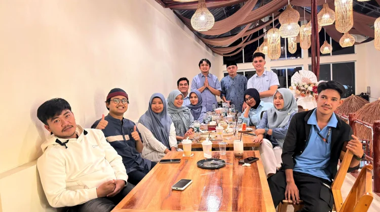Bukber Alumni SDN Percontohan Tolitoli Pererat Silaturahmi Ramadan