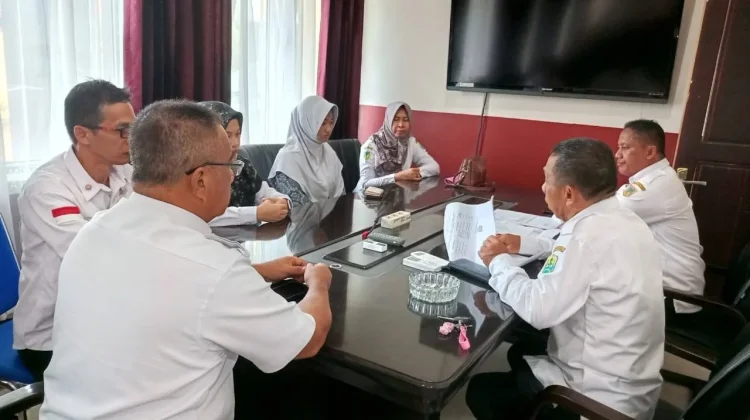 Sekda Buol Lakukan Kunjungan Mendadak ke Inspektorat, Tekankan Integritas ASN