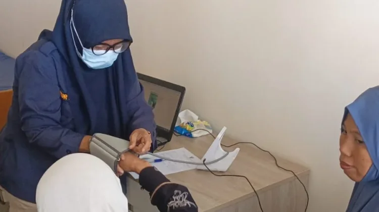 Tim Karantina Kesehatan Tolitoli Awasi Penumpang di Arus Balik
