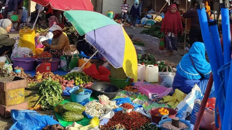 Harga Kebutuhan Pokok Buol Kembali Normal Pasca Lebaran