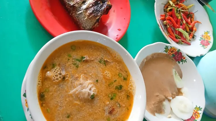 Sop Saudara Khas Makassar, Gurih Kaya Rempah Menggoda