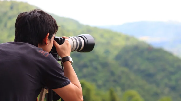 Hobi Fotografi Bisa Jadi Sumber Cuan jika Dikelola Secara Profesional