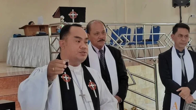 Semarak Paskah di Buol di GPIBT Filadelfia Leok 1