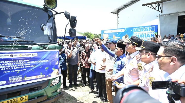 Gubernur Sulteng Lepas Ekspor Raya Durian Beku ke Tiongkok