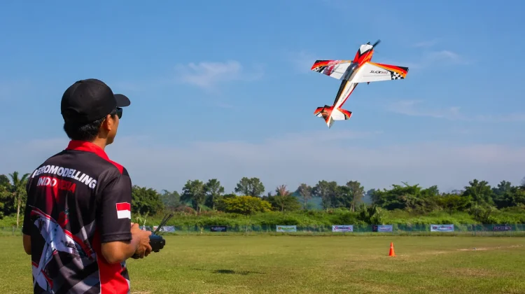 Hobi Aeromodelling Kian Diminati, Latih Kreativitas dan Ketelitian