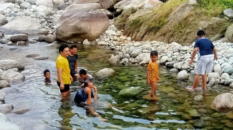 Liburan Minggu Seru di Bendungan Desa Wisata Malangga