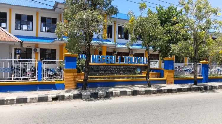 SMA Negeri 1 Dondo Target Juara Voli