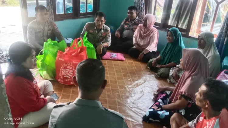 Sat Binmas Polres Parimo Laksanakan Anjangsana di Desa Uevolo