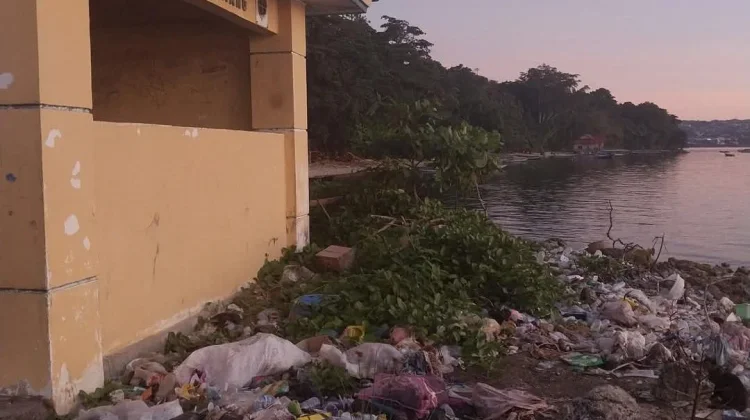 Kesadaran Warga Tolitoli Rendah, Sampah Jadi Ancaman Lingkungan