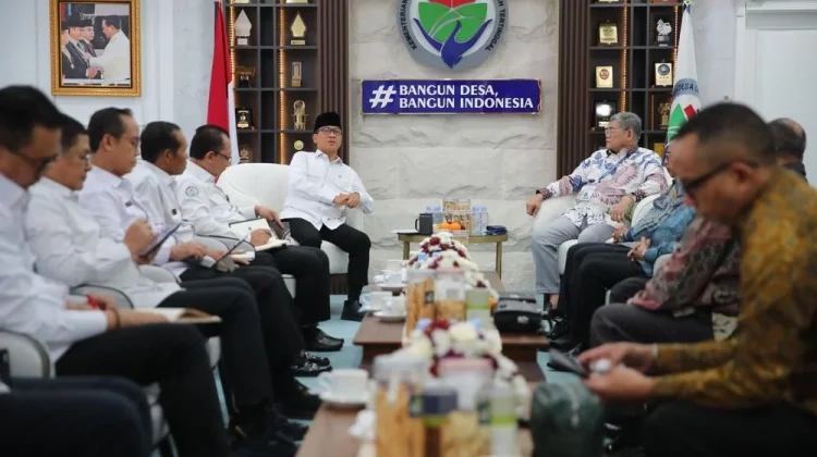 Mendes Gandeng Peradiprof Tingkatkan Pemahaman Hukum Kepala Desa