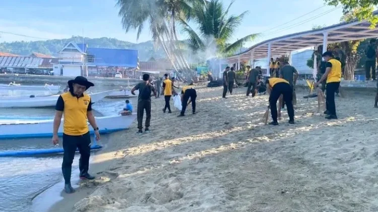 Polres Tolitoli Gelar Kerja Bakti Dukung Gerakan Indonesia Asri
