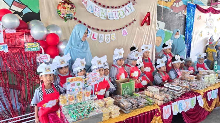 Kreatif dan Edukatif, RA Al Fauzan Kindergarten Gelar Market Day untuk Siswa