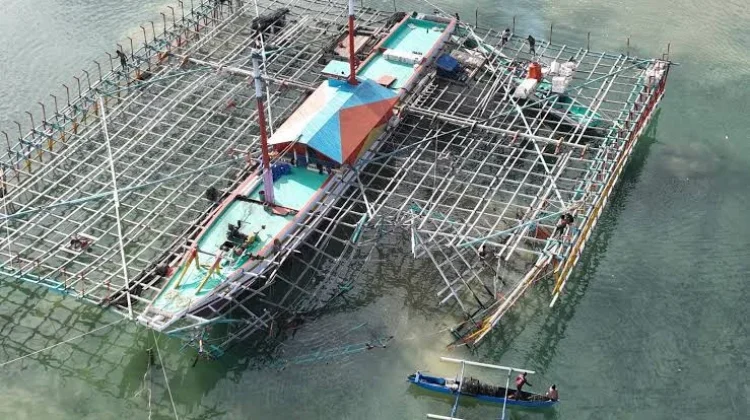 Lurah Sidoarjo Minta Kapal Bagang Tak Parkir di Jalan Baru