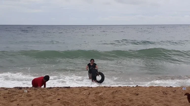 Pantai Lalos Jadi Primadona Wisata Keluarga di Tolitoli