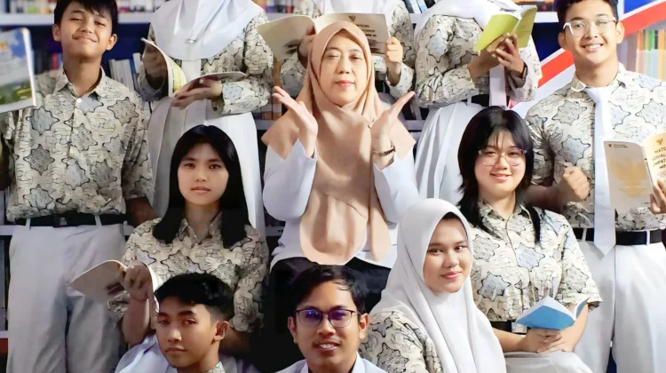 SMA Negeri 1 Tolitoli Lolos 9 Besar LCC 4 Pilar MPR RI Tingkat Sulawesi tengah