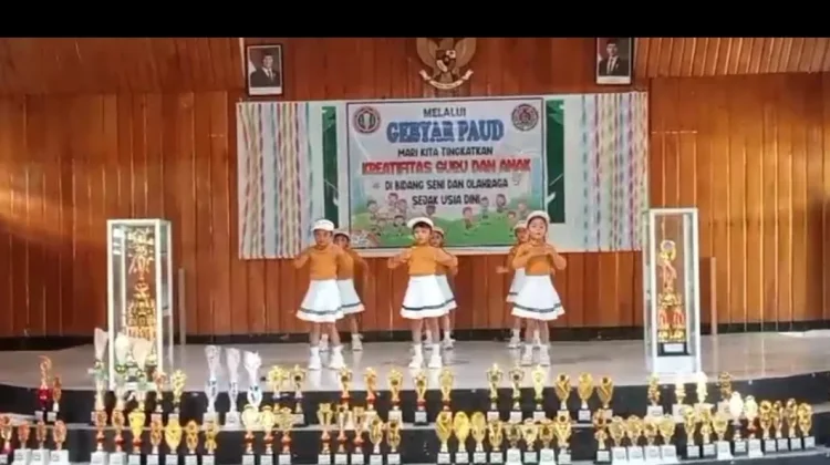 TK Al-Ma’Arif Juara 1 Gerak dan Lagu dan Tari Kreasi