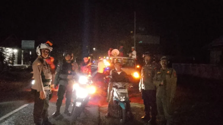 Polsek Ampibabo Kawal Ketat Pawai Idul Adha 1447 H