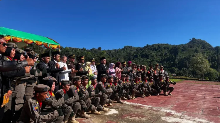 Wabup Buol Lepas Kontingen Satpol PP ke HUT Sulteng di Tolitoli