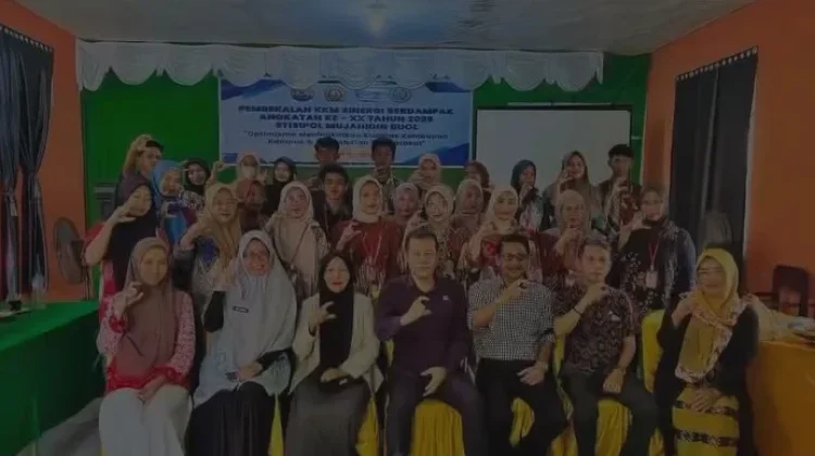 Kadis PMD Bekali Mahasiswa KKM STISIPOL Mujahidin Buol