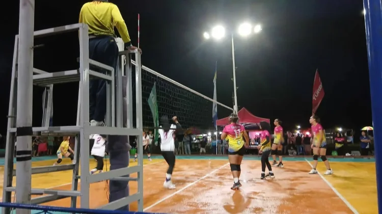 Pelantikan PBVSI Tolitoli Warnai Final Lalos Cup IV