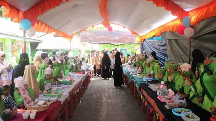 Market Day SD Integral Rahmatullah Tumbuhkan Jiwa Wirausaha sejak Dini