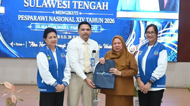 Wagub Reny Lepas Kontingen Sulteng ke Pesparawi Nasional XIV di Manokwari