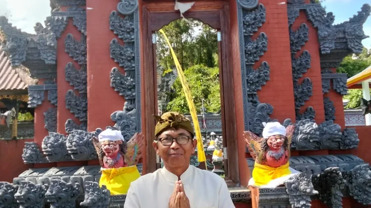 Umat Hindu Tolitoli Rayakan Hari Raya Galungan dengan Khidmat