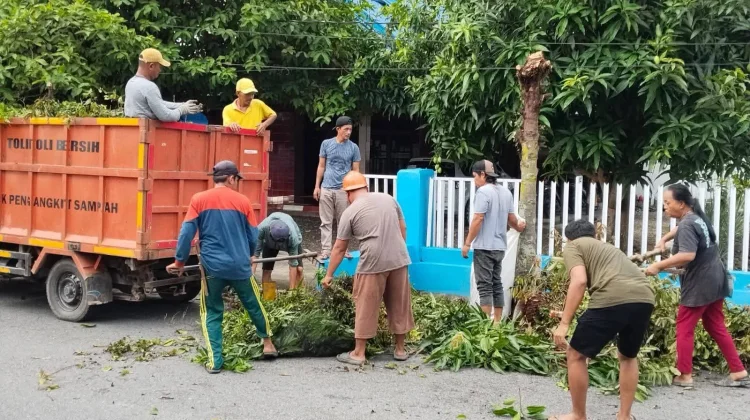 Pemerintah Kelurahan Tuweley Dorong Kesadaran Warga Jaga Kebersihan Lingkungan