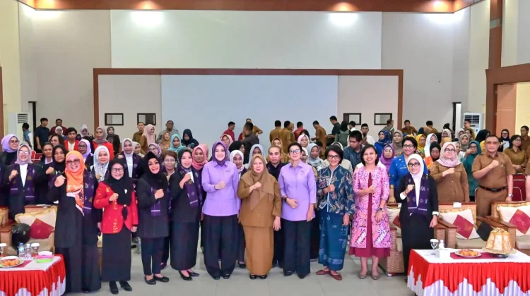 Wagub Sulteng Dorong Perempuan Berani Tampil dan Hadapi Tantangan